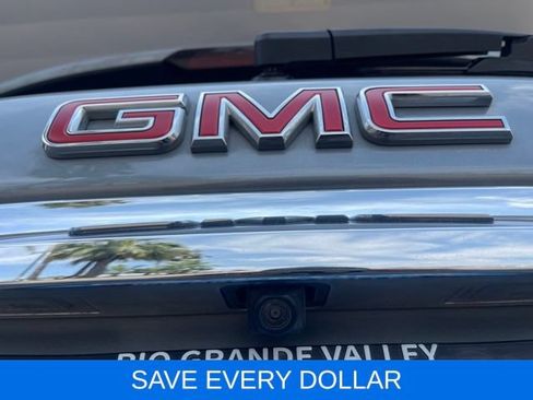 Used 2023 GMC Terrain SLE w/ Driver Convenience Package FWD image 7