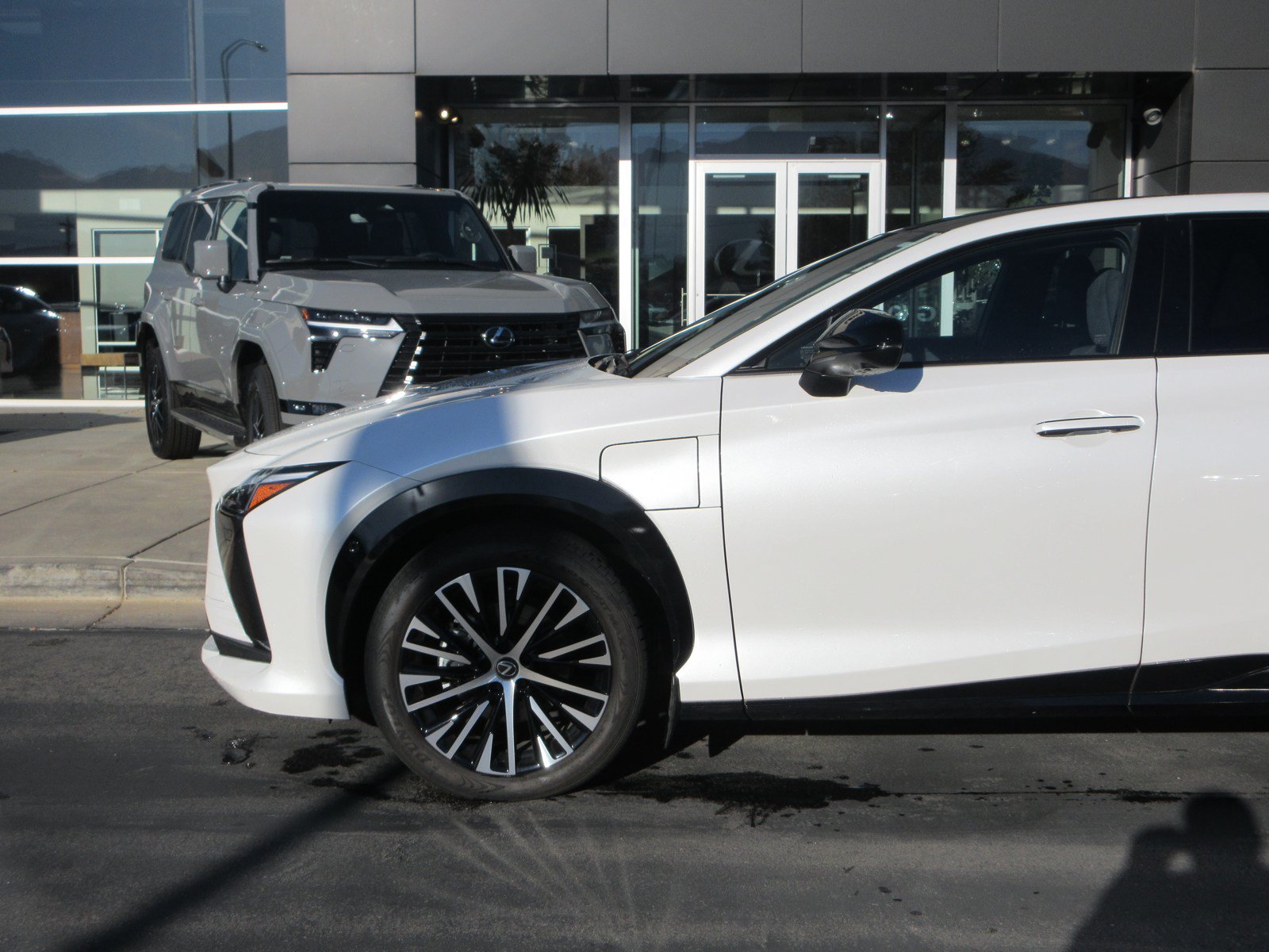 Used 2023 Lexus RZ 450e Premium w/ Accessory Package (Z1) AWD/4WD image 2