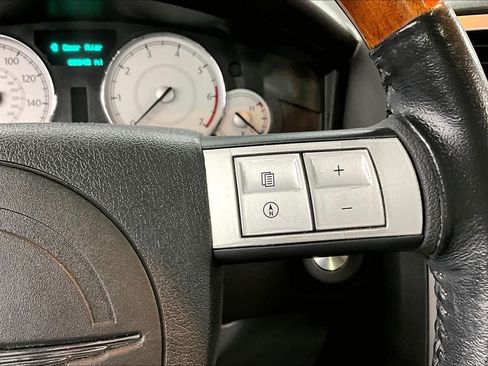 Used 2005 Chrysler 300 C w/ Navigation & Sound Group II RWD image 24