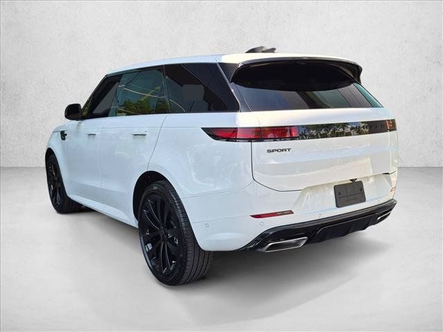 New 2026 Land Rover Range Rover Sport Dynamic SE AWD/4WD image 8