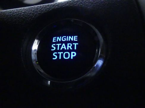 Used 2020 Toyota 4Runner SR5 Premium w/ Moonroof Package AWD/4WD image 20