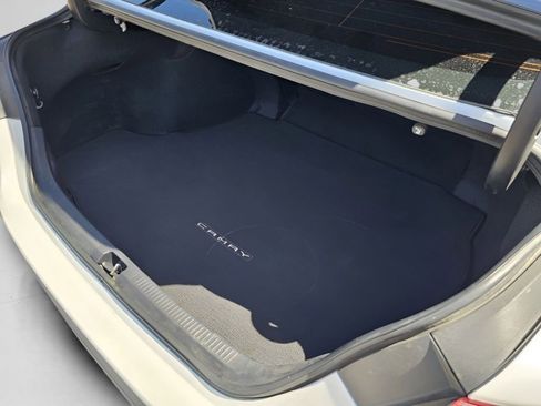 Used 2020 Toyota Camry XSE image 22