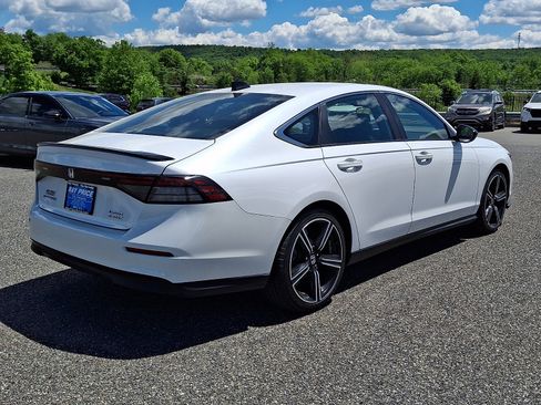 Certified 2025 Honda Accord Sport image 6