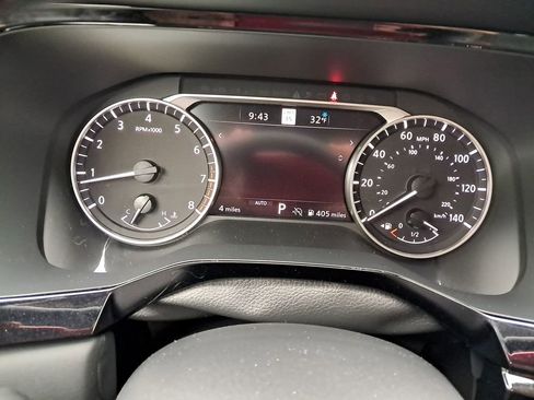 New 2025 Nissan Pathfinder SL w/ SL Premium Package image 16