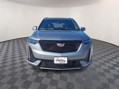 Used 2024 Cadillac XT6 Sport w/ Platinum Package AWD/4WD image 2