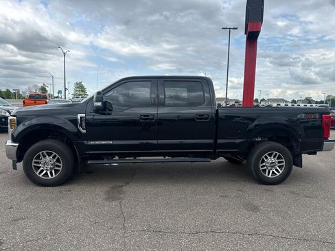 Used 2019 Ford F250 Lariat AWD/4WD image 2