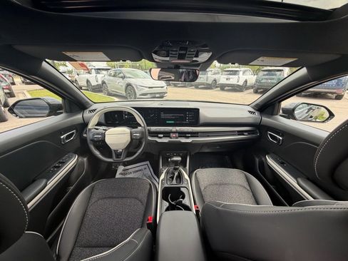 Used 2025 Kia K4 GT-Line w/ GT-Line Sunroof Package FWD image 7