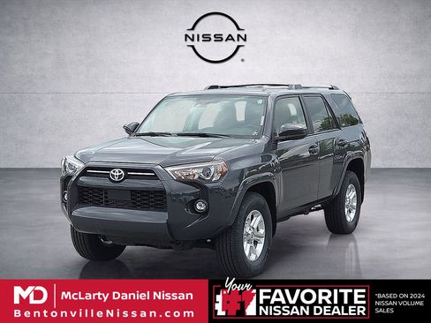Used 2024 Toyota 4Runner SR5 AWD/4WD image 2