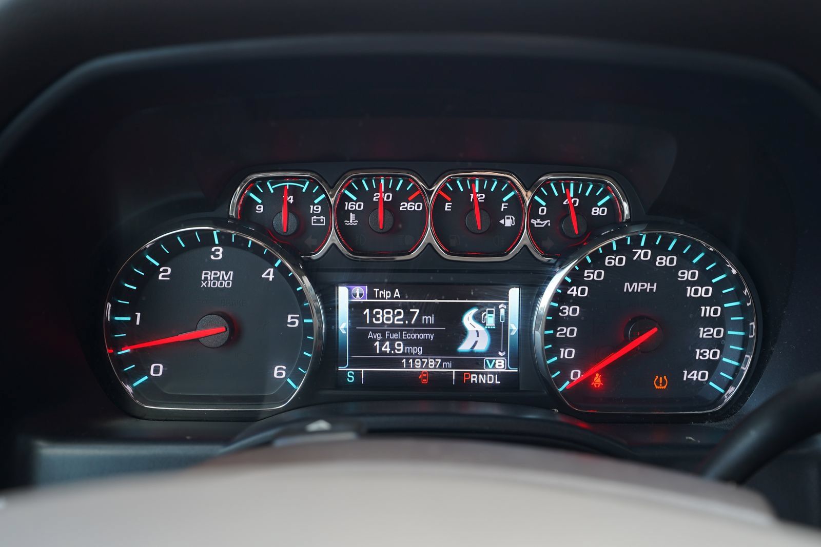 Used 2018 Chevrolet Silverado 1500 LT w/ Texas Edition RWD image 11