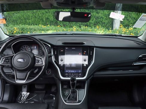 Used 2022 Subaru Outback Limited image 27