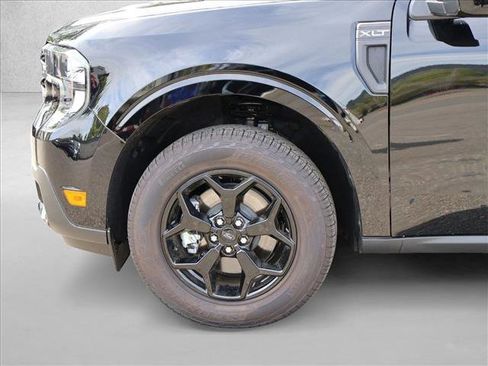 New 2025 Ford Maverick XLT w/ XLT Luxury Package AWD/4WD image 10