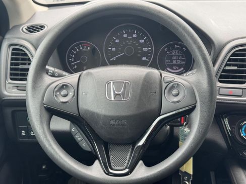 Certified 2018 Honda HR-V LX image 13