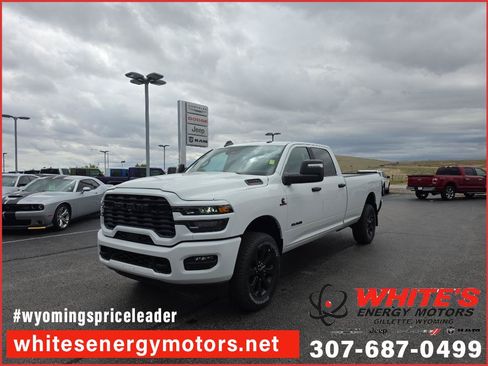 New 2026 RAM 2500 Big Horn AWD/4WD image 1