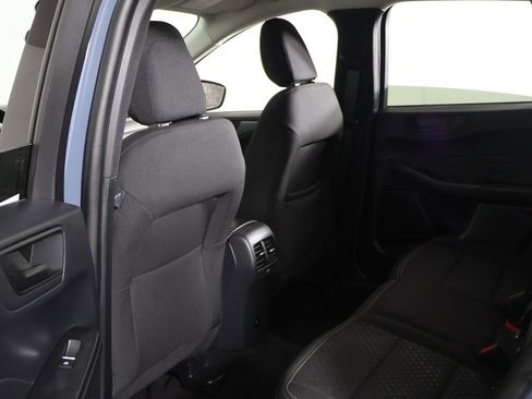 Used 2025 Ford Escape Active AWD/4WD image 23
