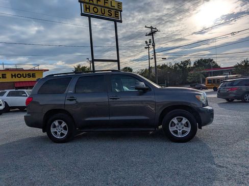 Used 2015 Toyota Sequoia SR5 image 5