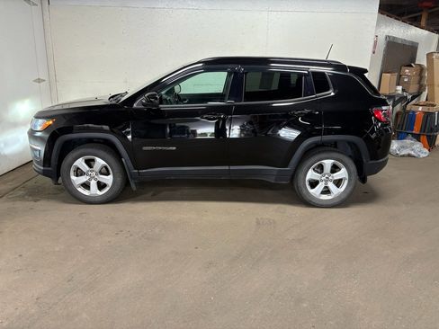 Used 2021 Jeep Compass Latitude w/ Convenience Group AWD/4WD image 6