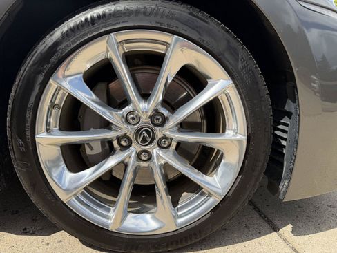 Used 2019 Lexus LS 500 RWD image 41