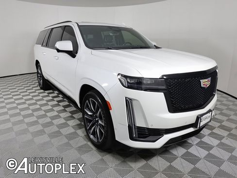 Used 2022 Cadillac Escalade ESV Sport image 4