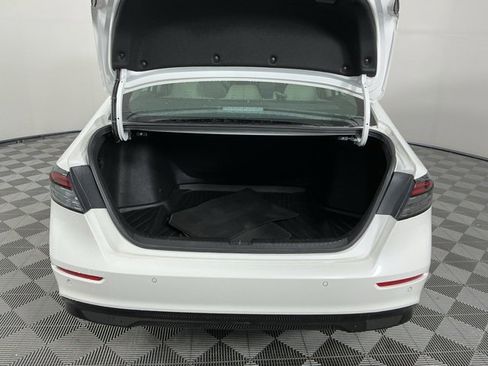 Used 2023 Honda Accord EX-L image 36