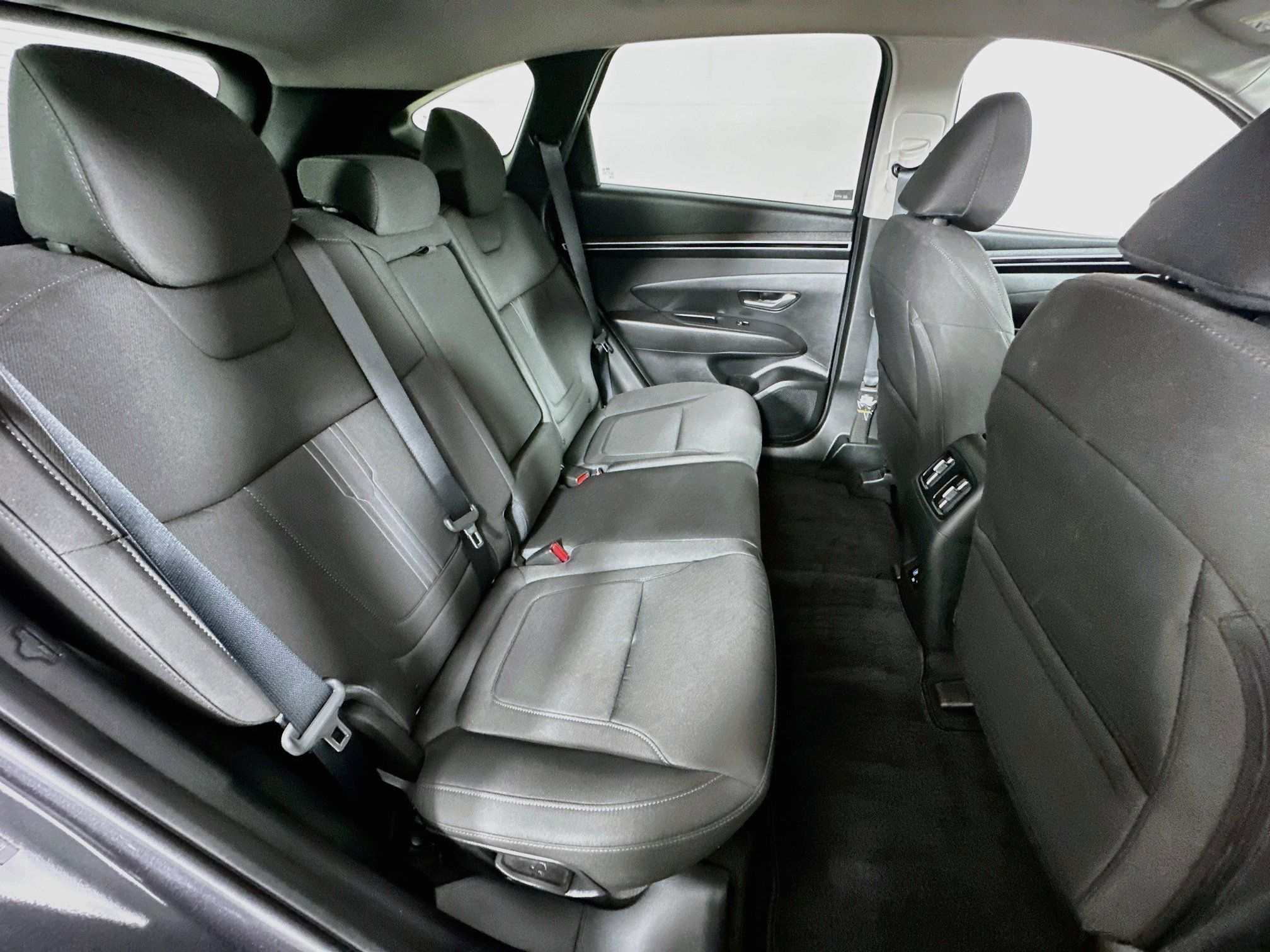 Used 2023 Hyundai Tucson SEL AWD/4WD image 25