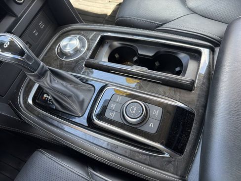 Used 2022 INFINITI QX80 Luxe w/ Cargo Package AWD/4WD image 34