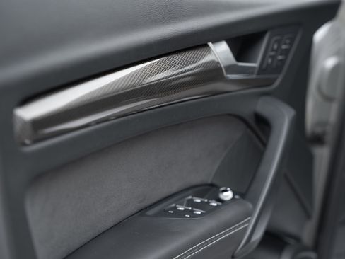 Certified 2024 Audi SQ5 Premium Plus image 22