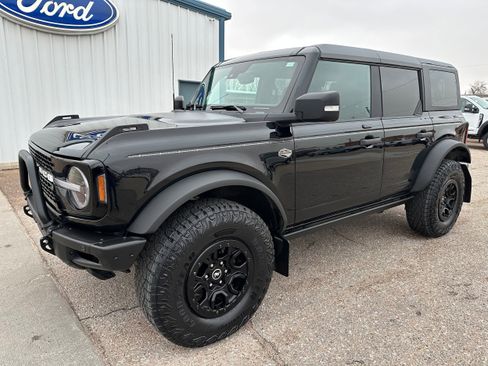 Used 2022 Ford Bronco Wildtrak image 1