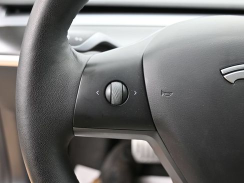 Used 2022 Tesla Model 3 Performance AWD/4WD image 18