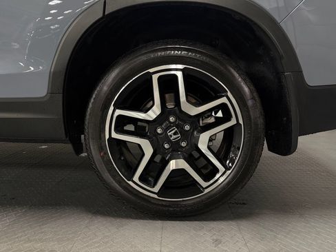 Used 2023 Honda Passport Elite image 7