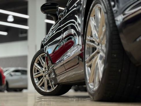 Used 2022 Bentley Flying Spur Plug-In Hybrid image 92