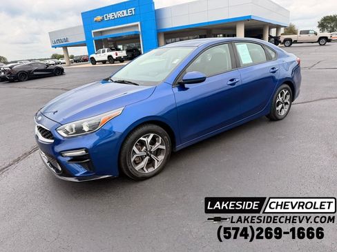 Used 2020 Kia Forte LXS FWD image 1