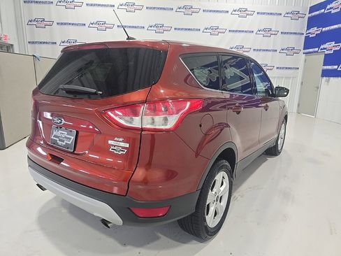 Used 2015 Ford Escape SE image 8