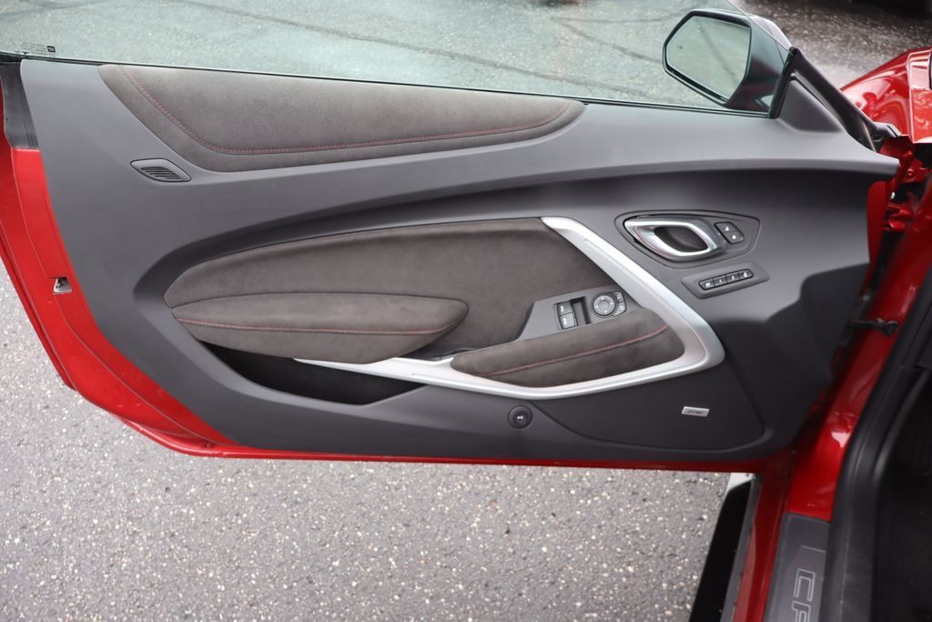Used 2022 Chevrolet Camaro ZL1 RWD image 24