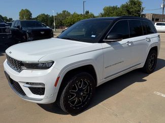 Used 2025 Jeep Grand Cherokee Summit AWD/4WD video 1