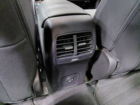 Certified 2022 Ford Escape SE w/ SE Sport Appearance Package image 37