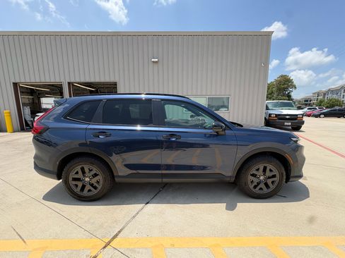 Certified 2026 Honda CR-V TrailSport image 9