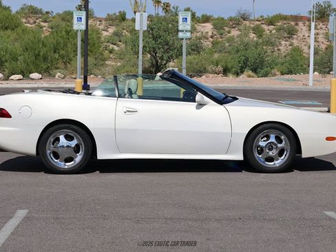 Used 2004 Ford Mustang GT RWD image 9