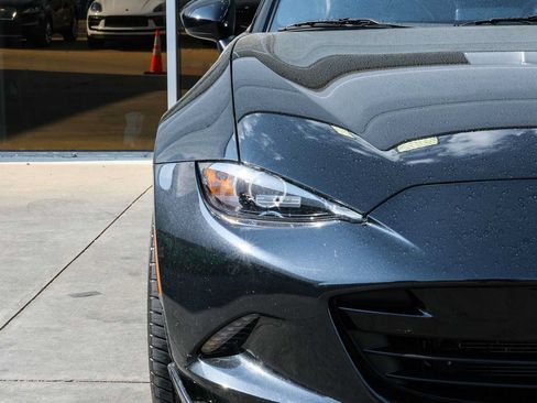 Used 2023 MAZDA MX-5 Miata Club w/ Brembo/BBS Recaro Package RWD image 3