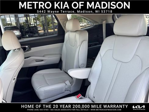 Used 2023 Kia Sorento EX AWD/4WD image 31