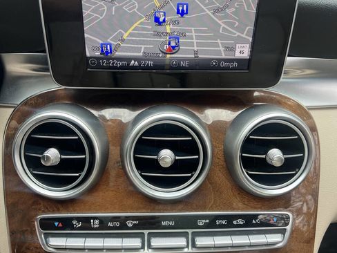 Used 2015 Mercedes-Benz C 300 4MATIC Sedan image 14