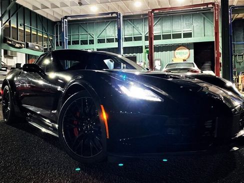 Used 2019 Chevrolet Corvette Z06 RWD image 19