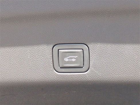 Certified 2023 Chevrolet Tahoe LT w/ Luxury Package image 15