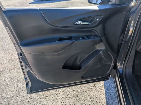 Used 2022 Chevrolet Equinox LT image 10