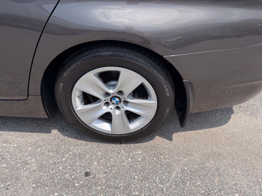 Used 2012 BMW 528i Sedan RWD image 8