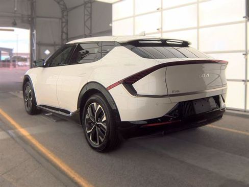Used 2024 Kia EV6 Wind w/ Wind Technology Package AWD/4WD image 6