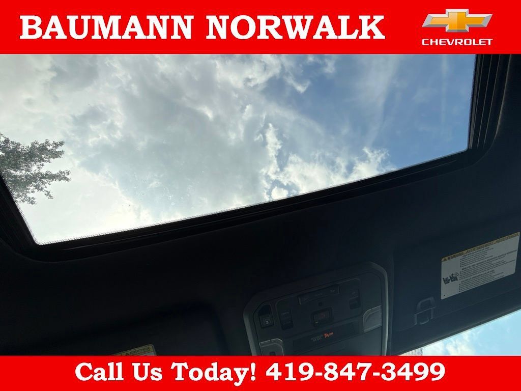 Used 2025 Toyota Tacoma Limited AWD/4WD image 41