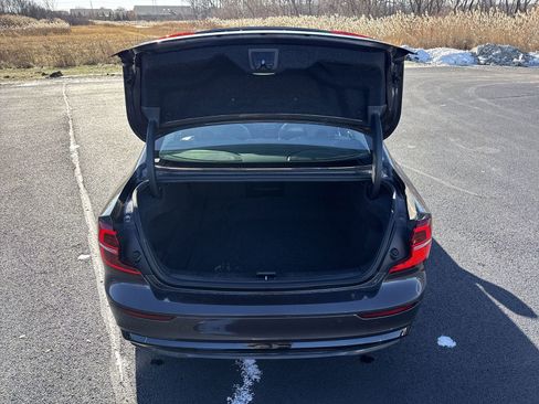 Used 2024 Volvo S60 B5 Core image 25