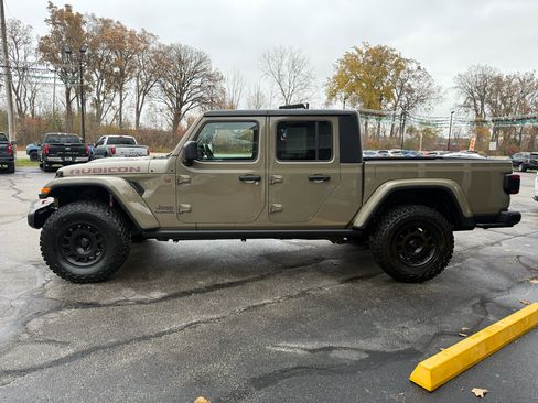 Used 2020 Jeep Gladiator Rubicon image 7