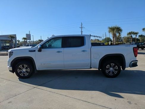Used 2025 GMC Sierra 1500 SLT AWD/4WD image 7