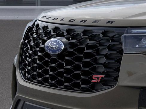 New 2026 Ford Explorer ST w/ Sun And Sound Package image 17